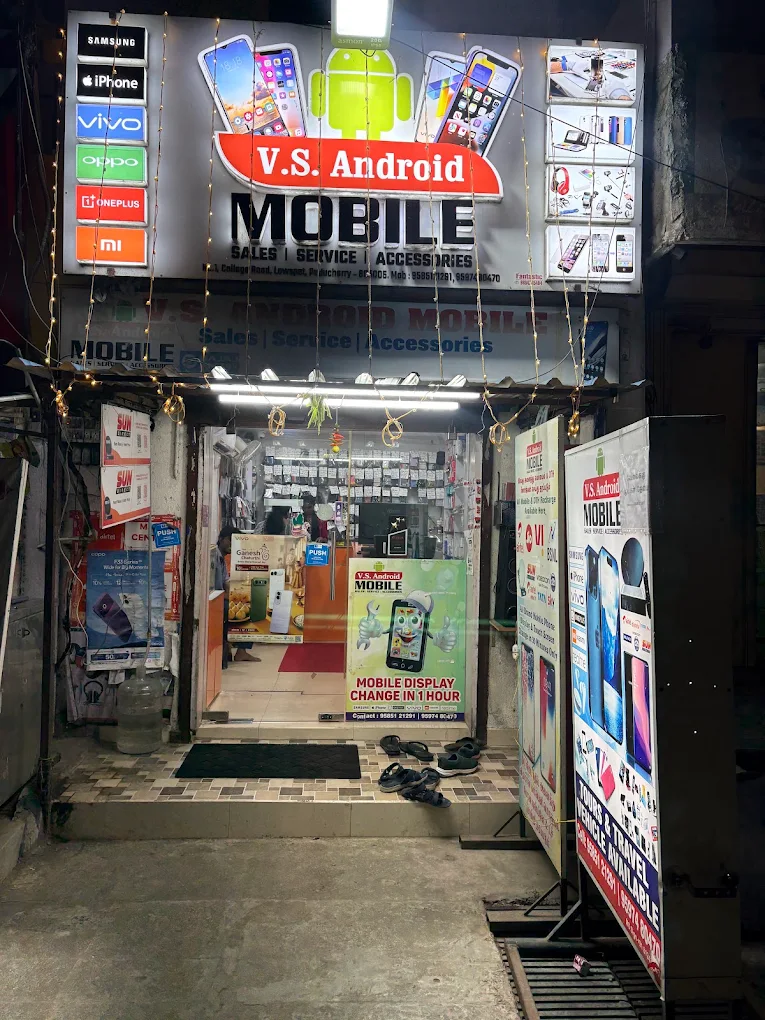 VS Mobiles shop in Ashok Nagar, Lawspet, Puducherry